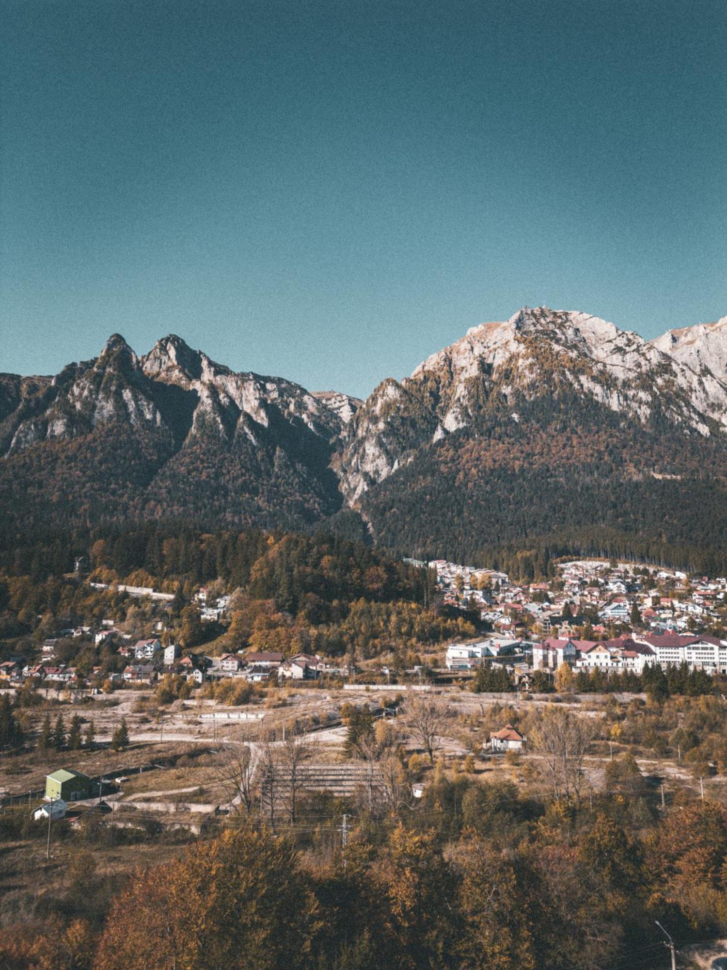 Moon Montana Buşteni Exteriér fotografie