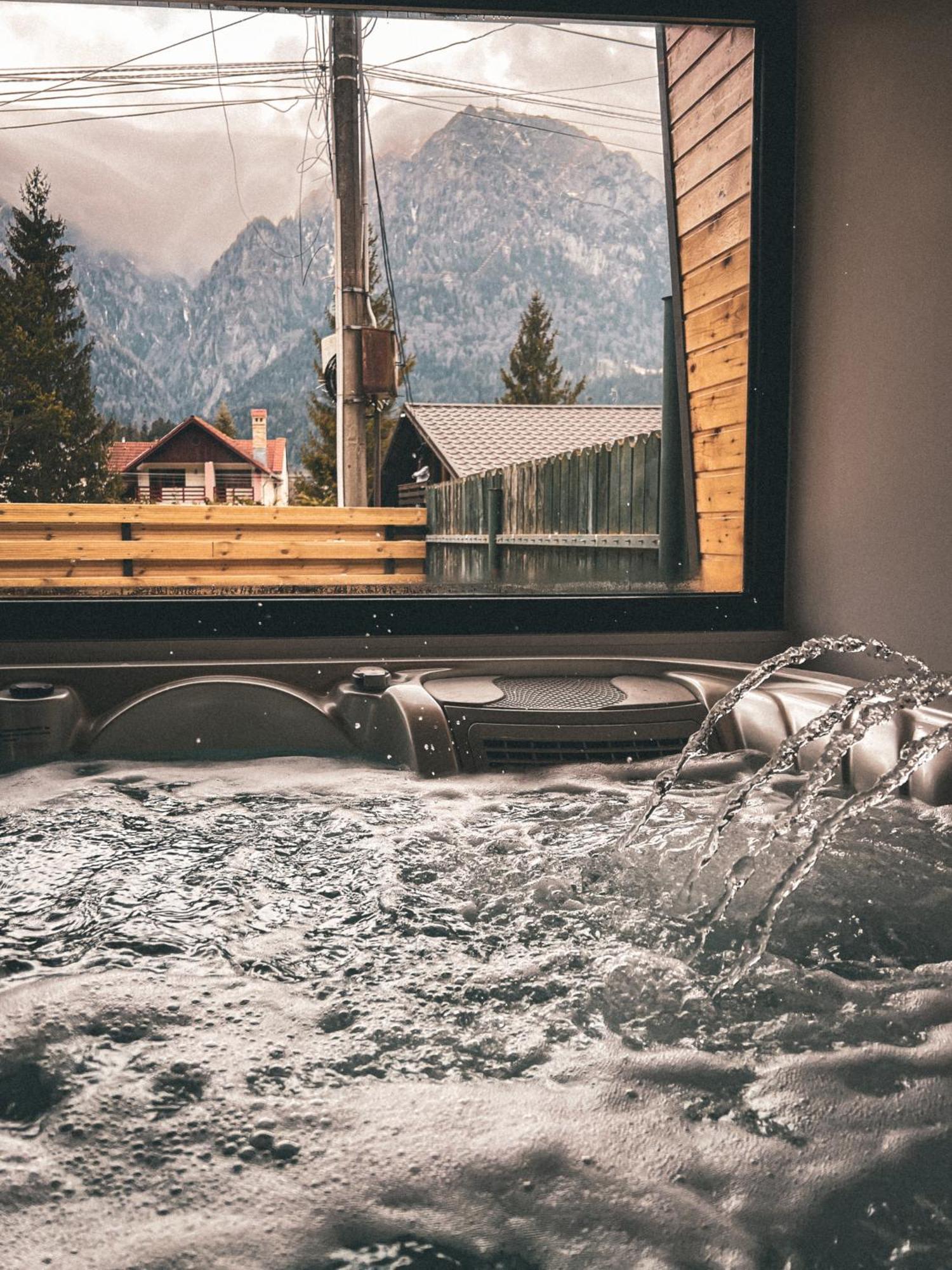Moon Montana Buşteni Exteriér fotografie